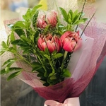 Trio Tulips & Seasonal Foliage