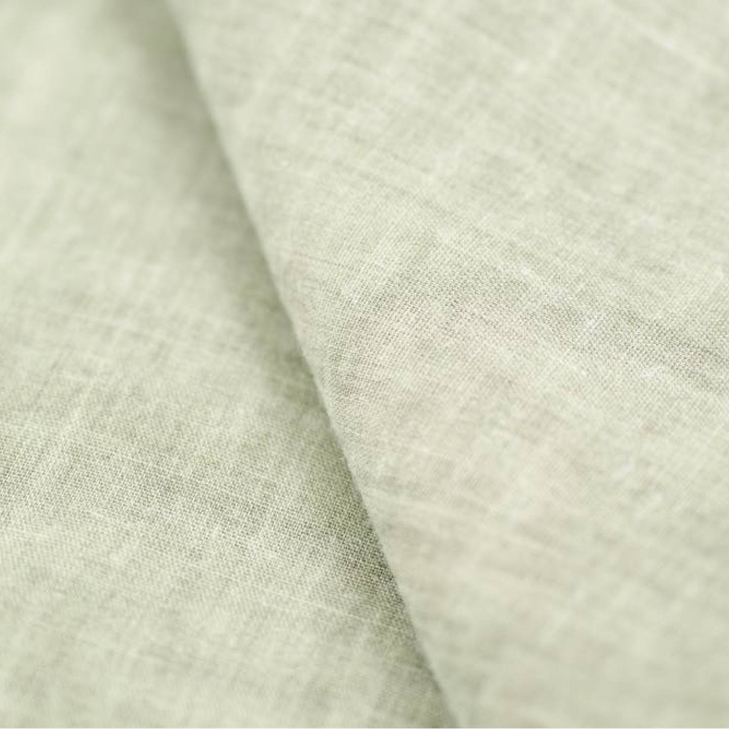 INCREDIBLE LINEN