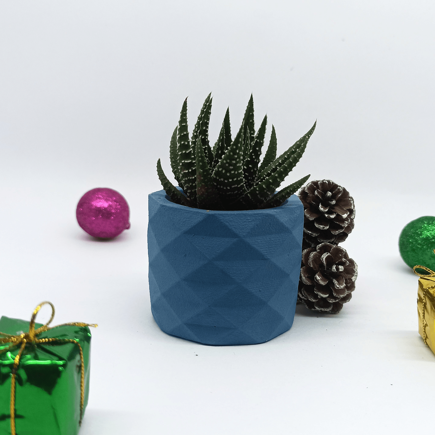 GB Polygon Cylinder Planter - Denim