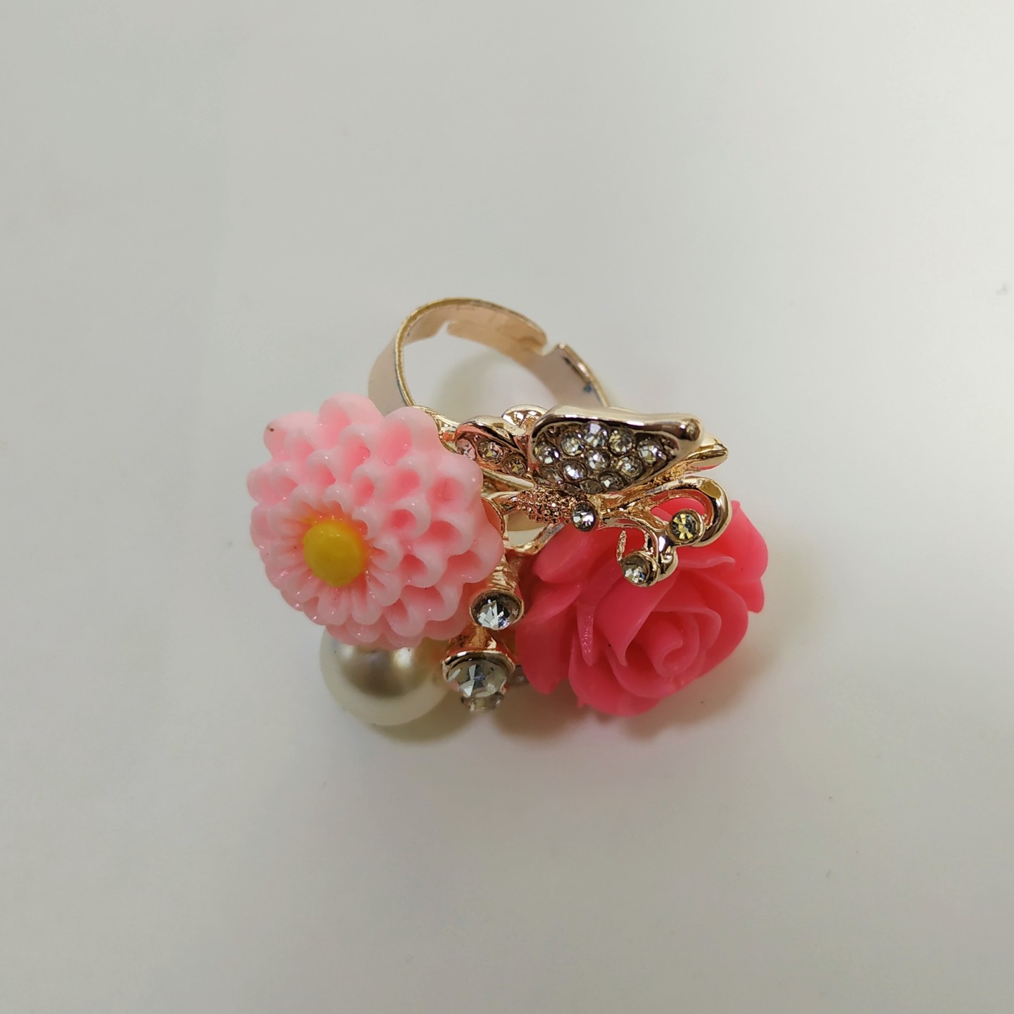 Victoria Ring. Fine made material Flower ring with zirconia Gold plated Brass Ring / Flower Ring for Girls.