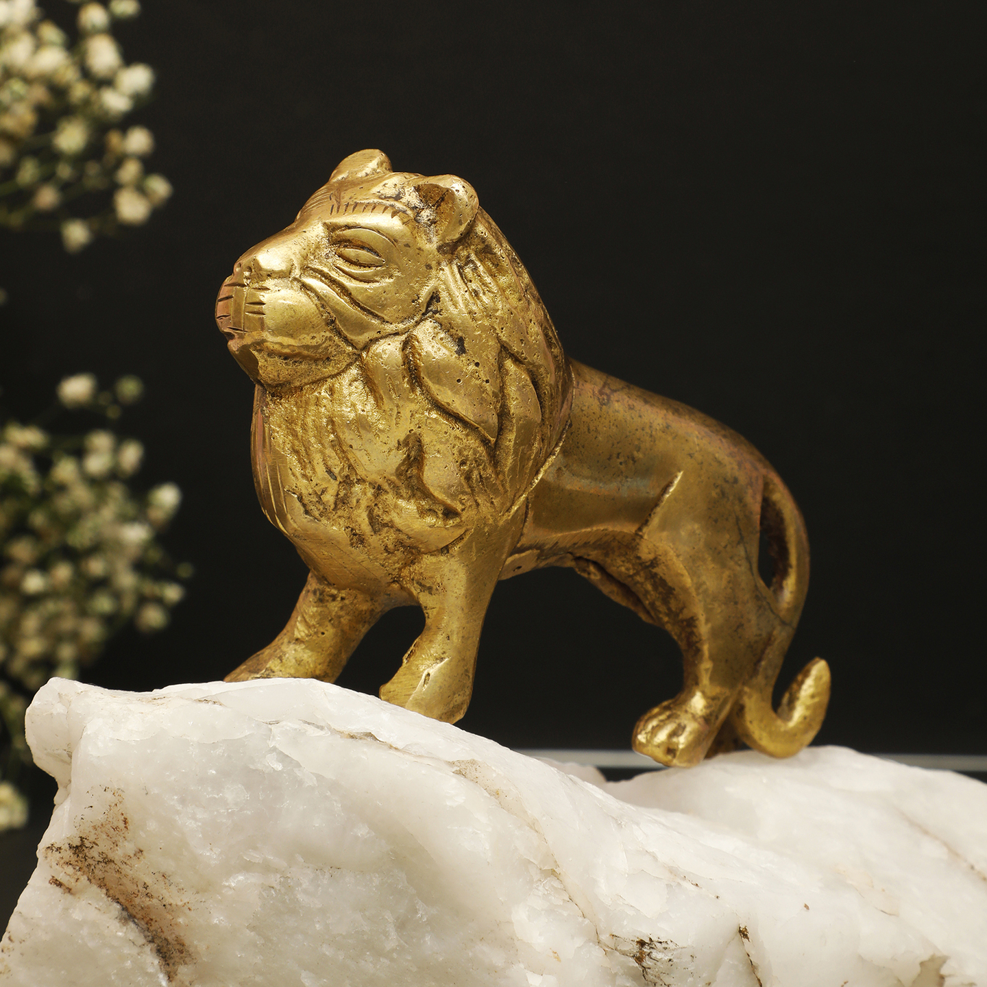 Handcrafted Brass Lion Figurine – Symbol of Strength & Royalty