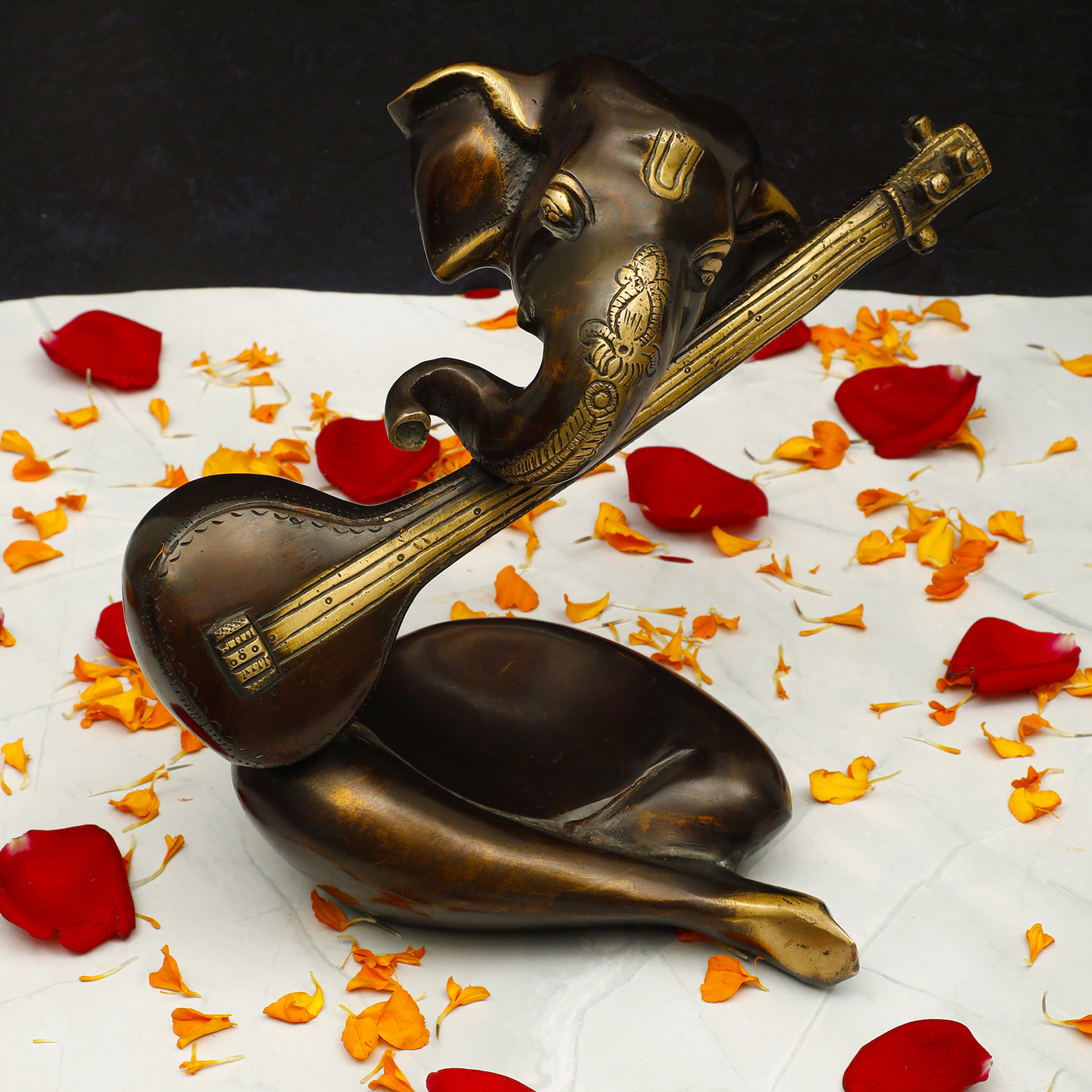 Handcrafted Brass Ganesha Playing Veena – Musical Spiritual Decor