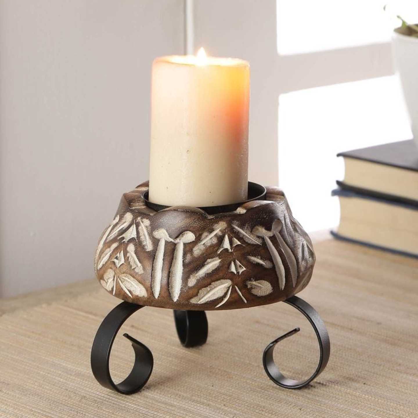 Candle stand-lotus