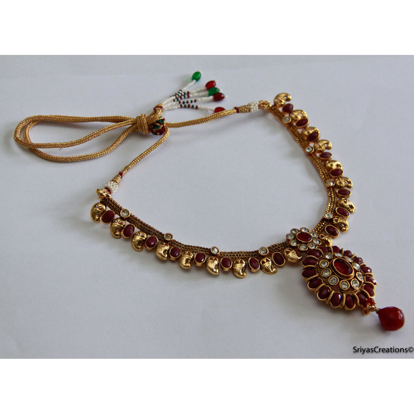 Elegant Red Oval Necklace Set