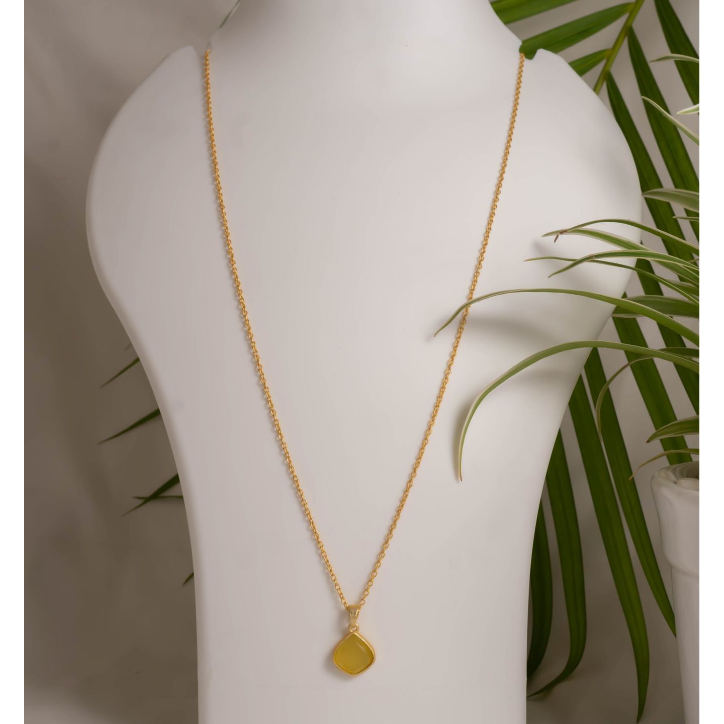 Yellow Stone Pendant Necklace