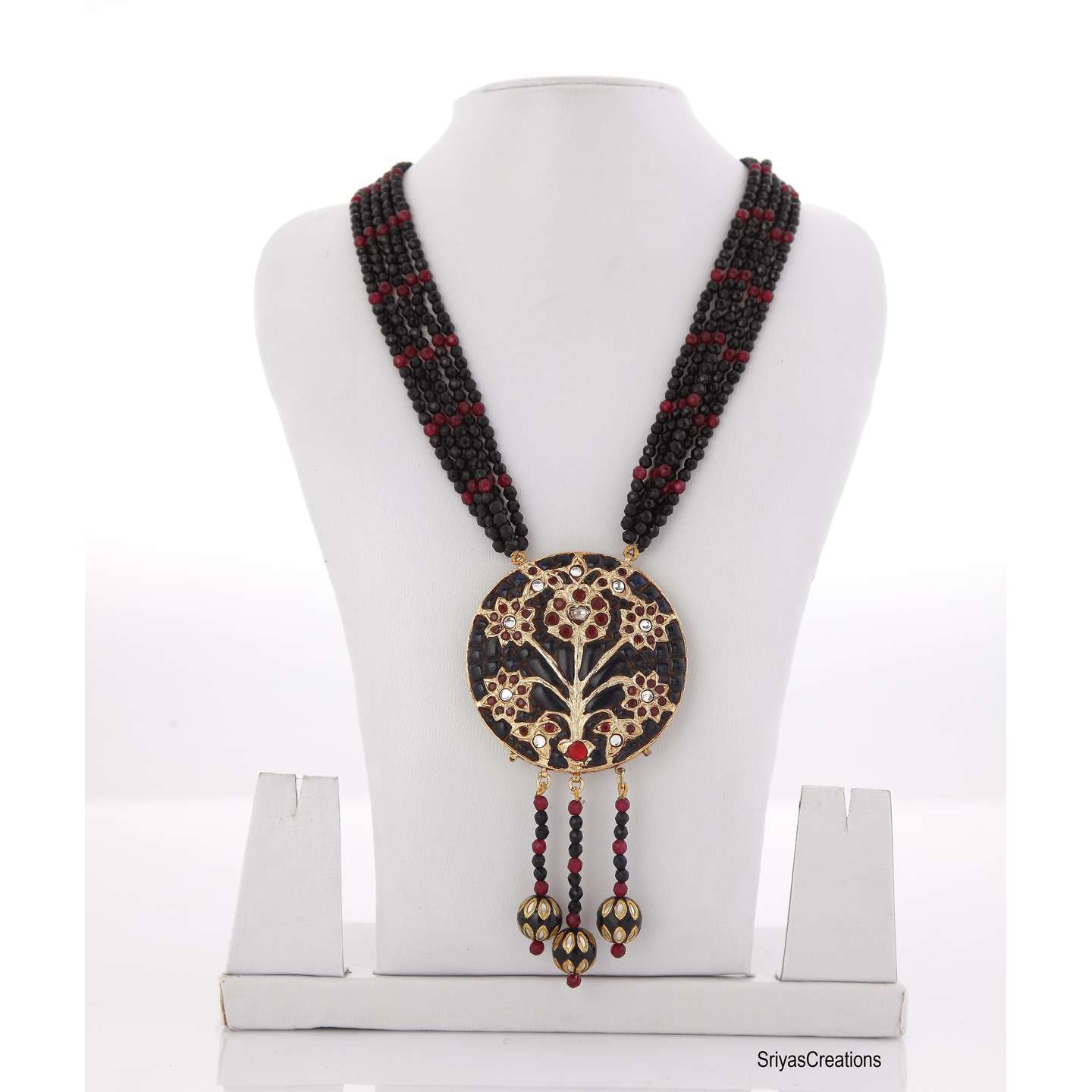 Black Red Layered Beaded Necklace Set
