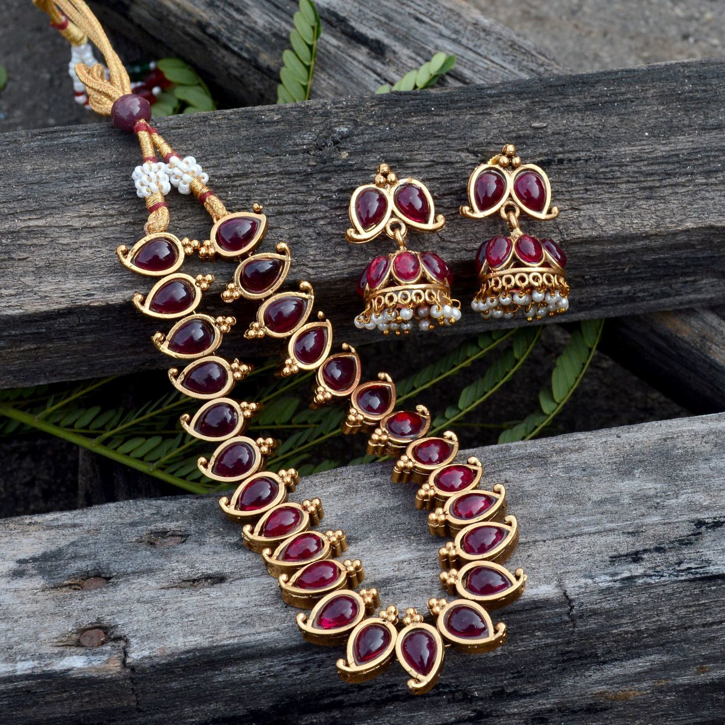 Red Stone Studded Mango Choker Matte Necklace Set