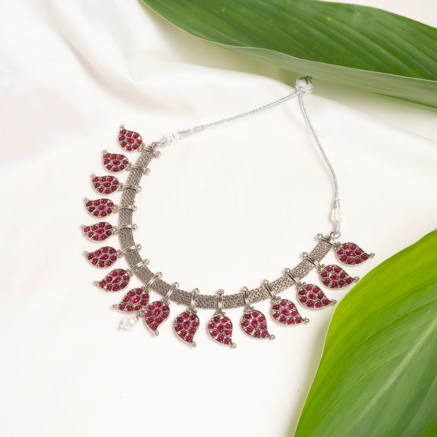 Red Stone Studded Leaf Design Choker Necklace Set