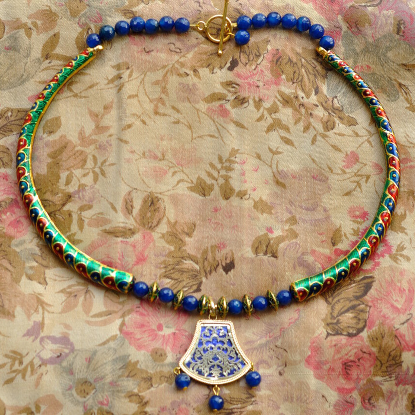 Blue & Green Paachi & Thewa Kada Necklace & Earring