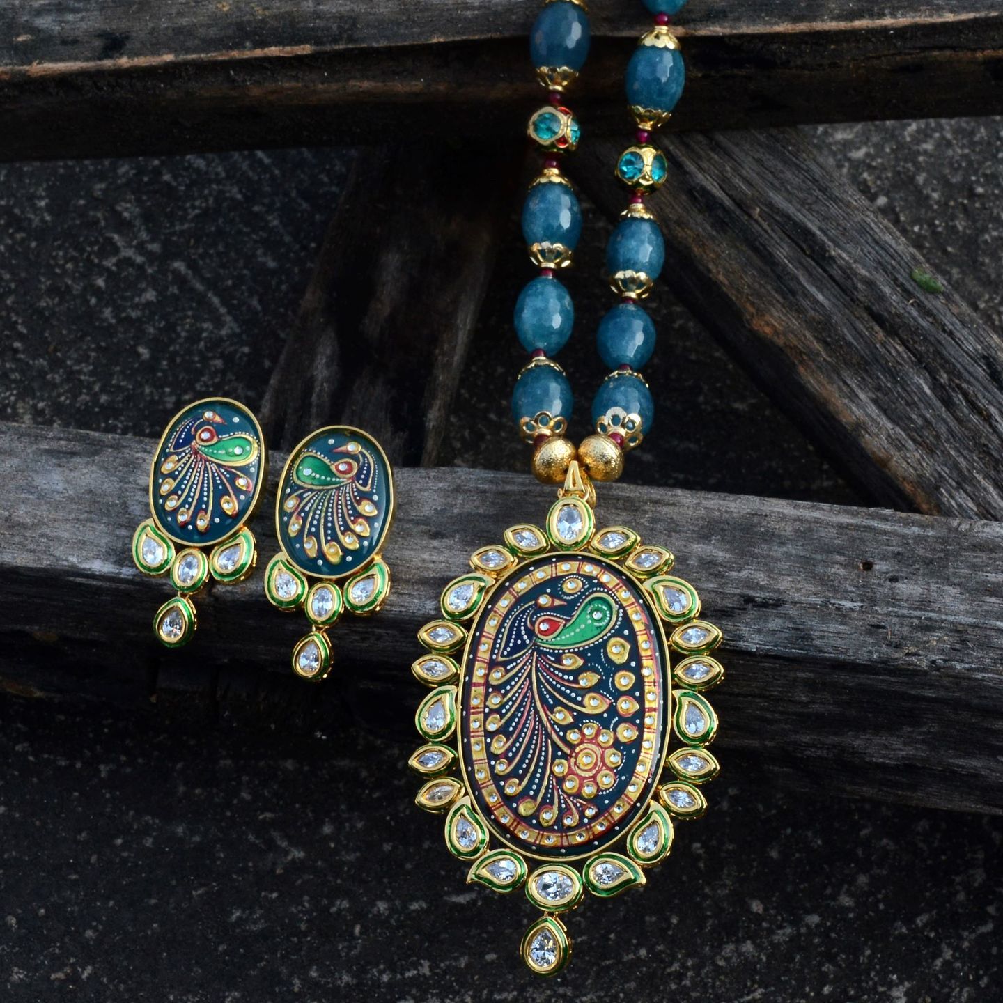 OVAL BLUE TANJORE KUNDAN