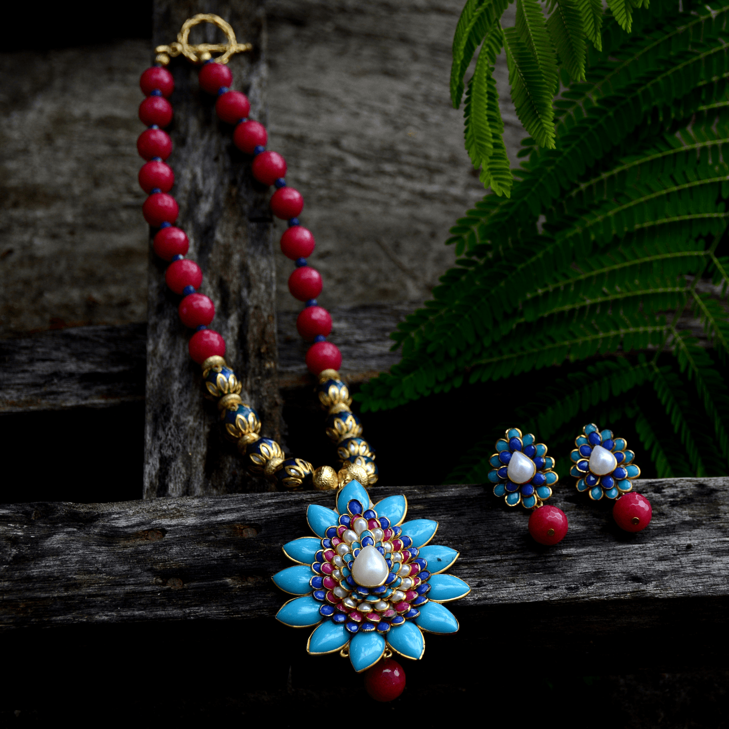Turquoise Magentha Navy Blue Pachi Gemstone Necklace Set