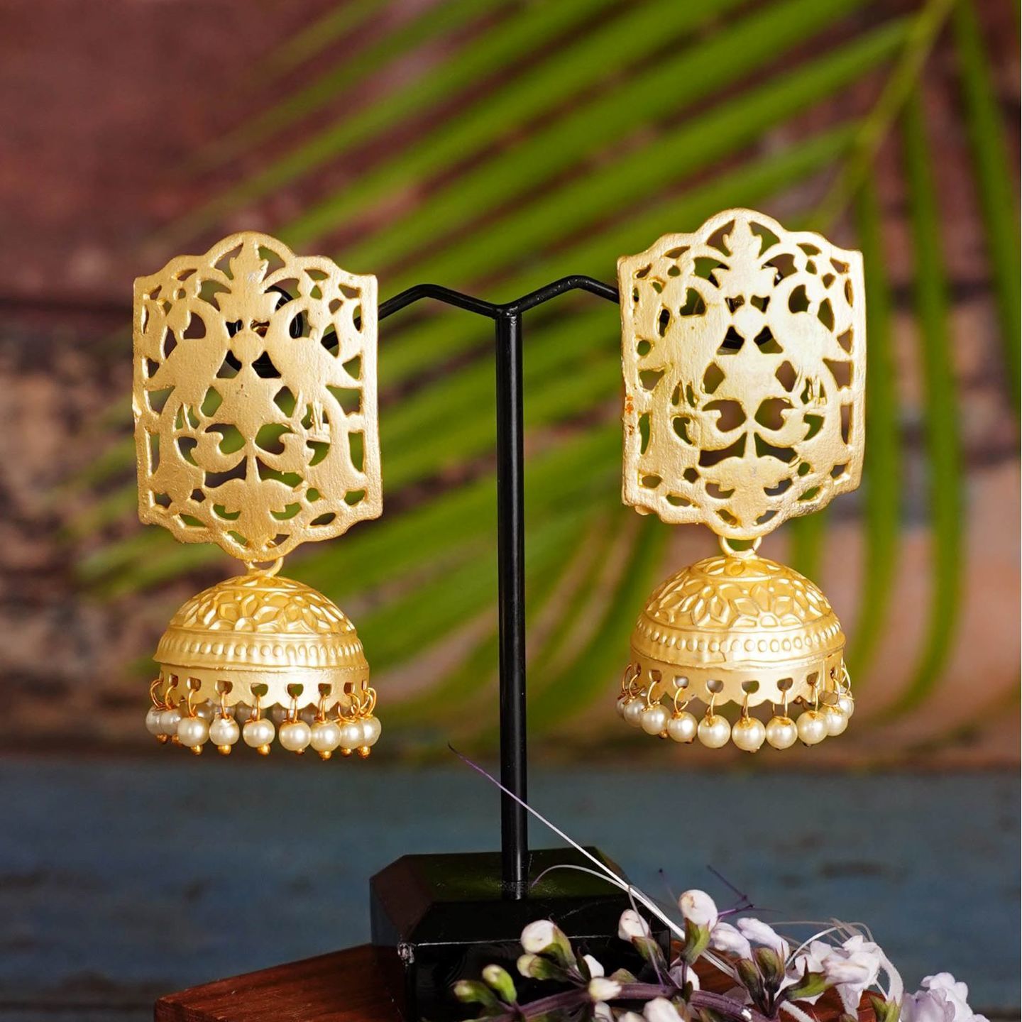 Gold Jali Work Jhumka