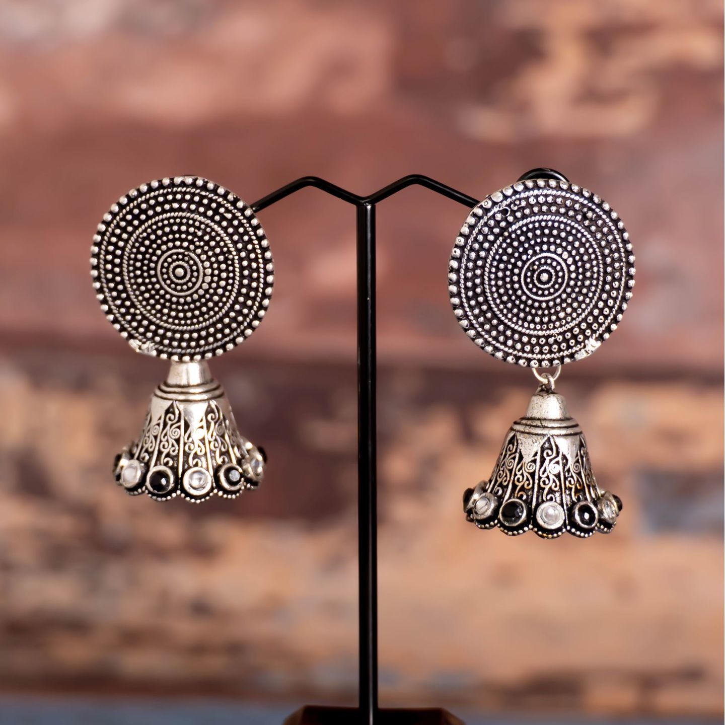 Round Top & Black & White Stone Border Jhumka