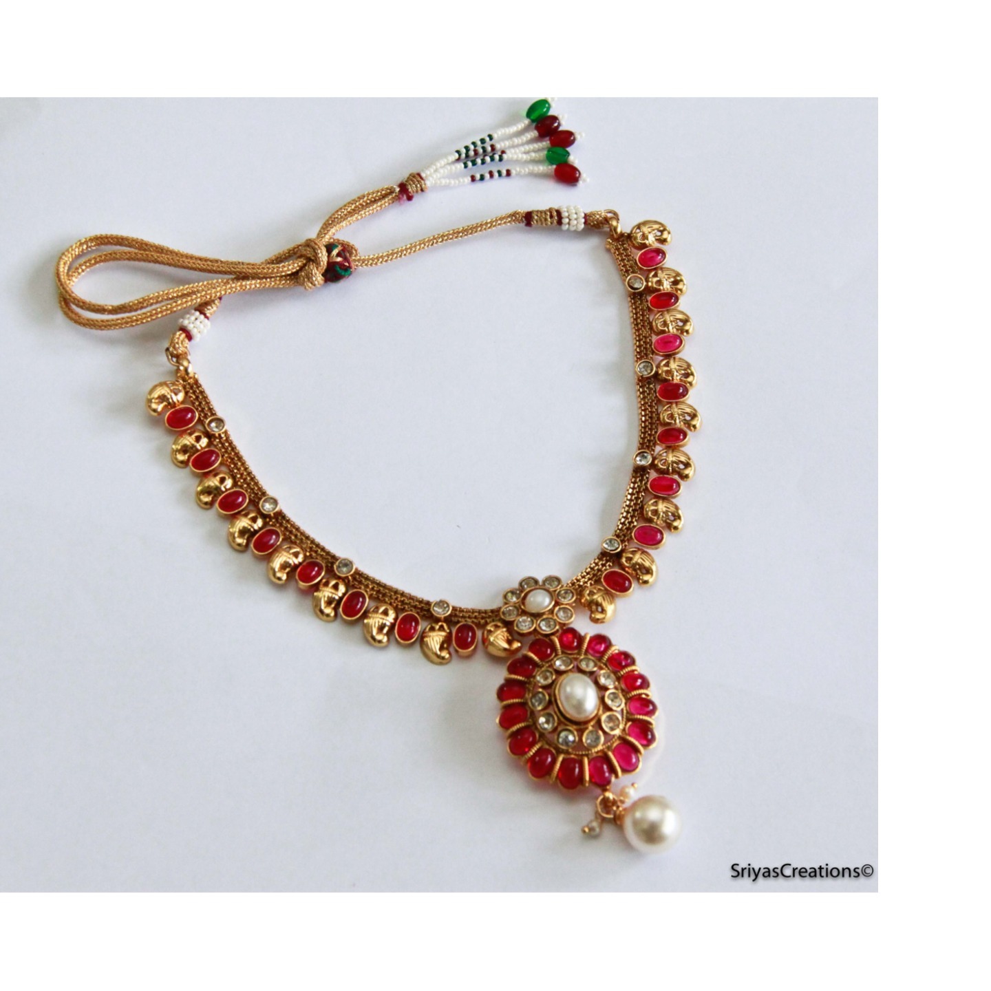 Elegant Kemp Pink Color Oval Necklace Set