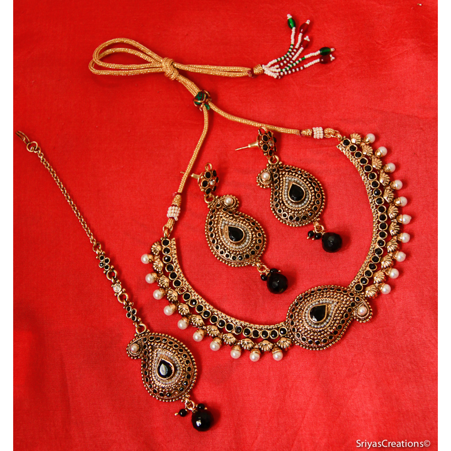 Paisely Stone Embossed Necklace Set -  Black
