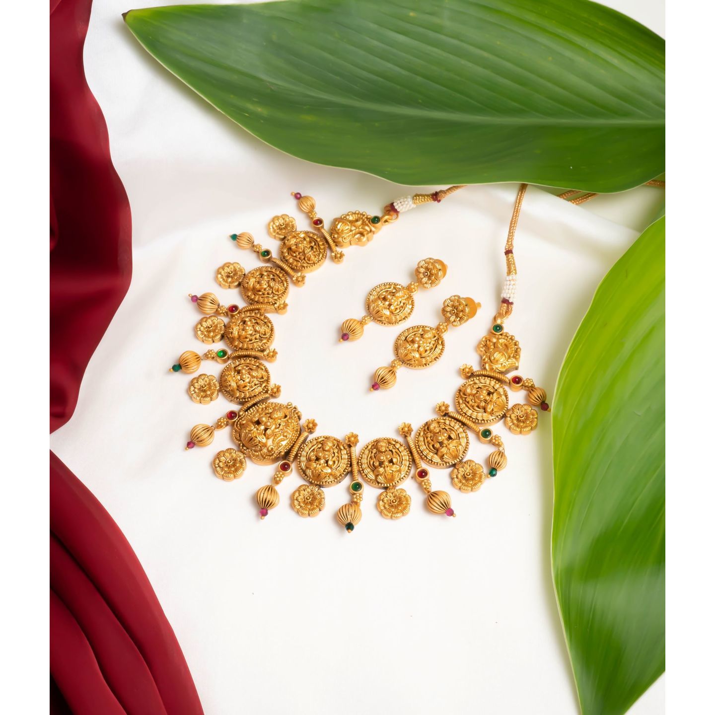 Lakshmi Floral Choker Necklace Set