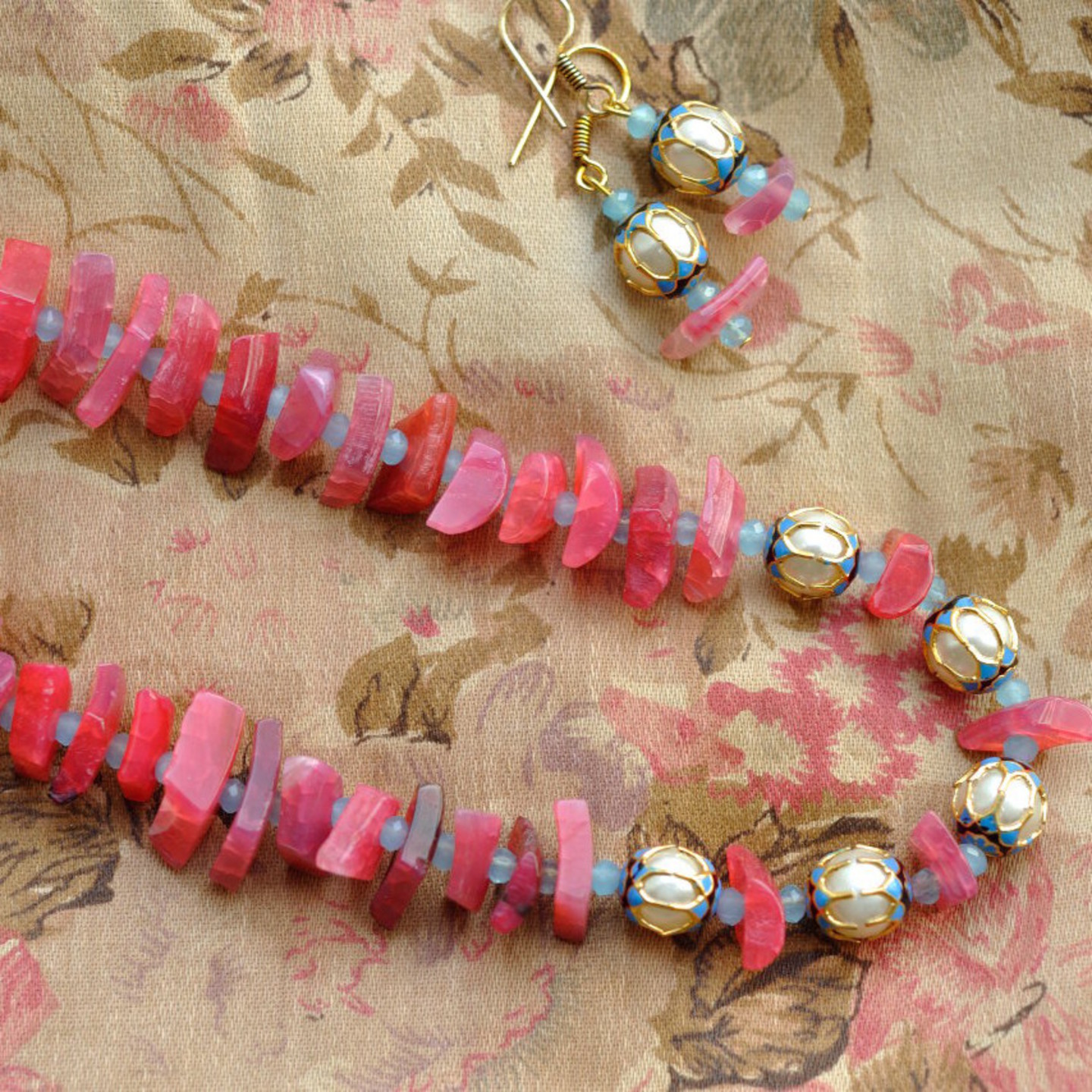 Pink Agate Contemporary Necklace