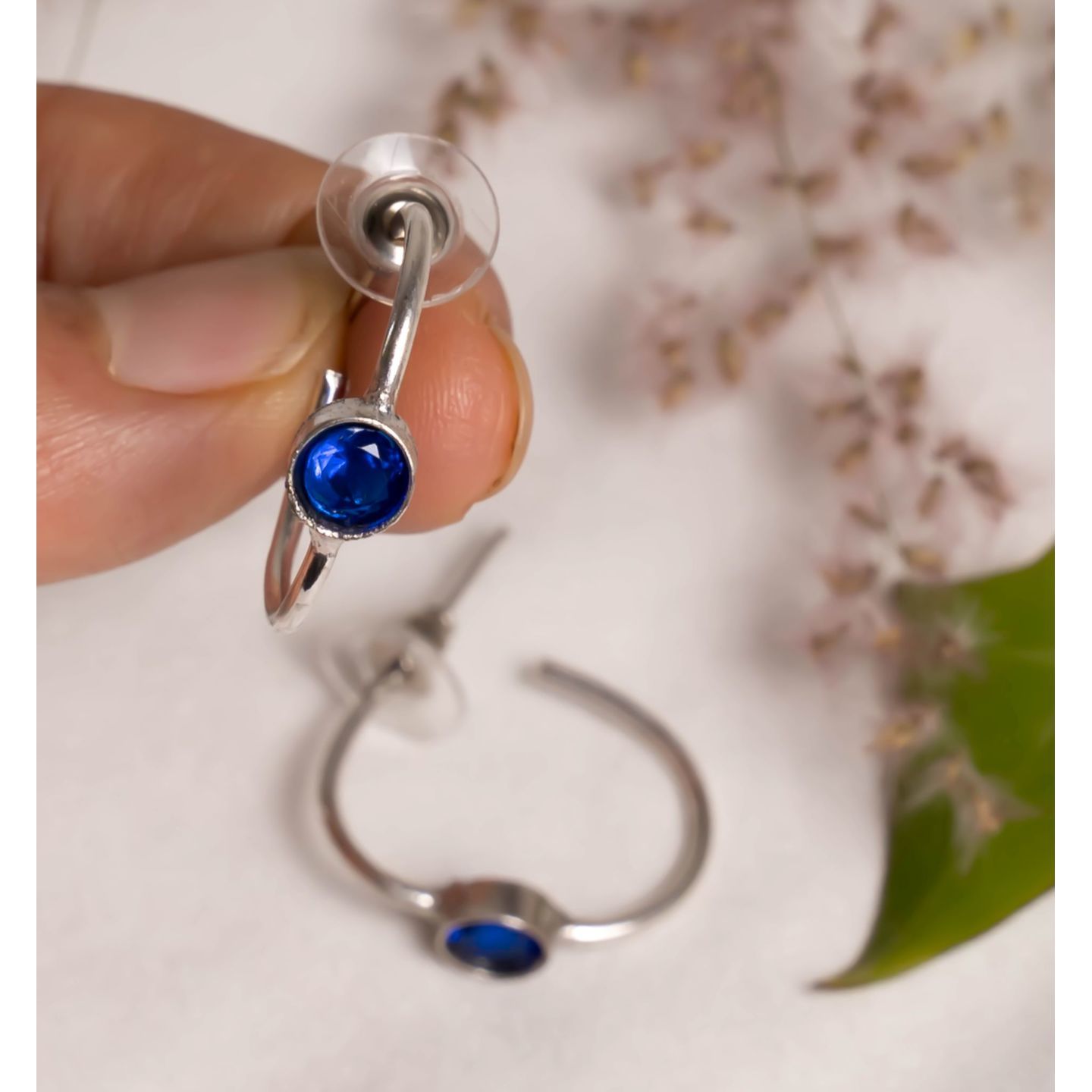 Blue stone round earrings