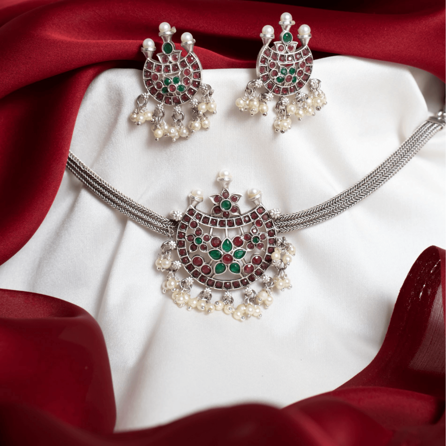 Chandbali Design Chocker Earrings Set
