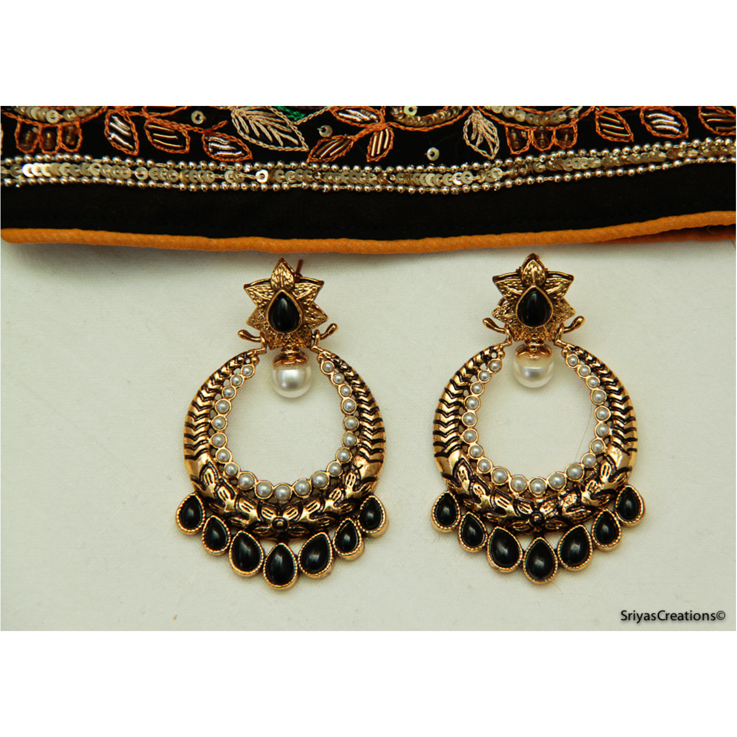 Black Floral Drop Chand