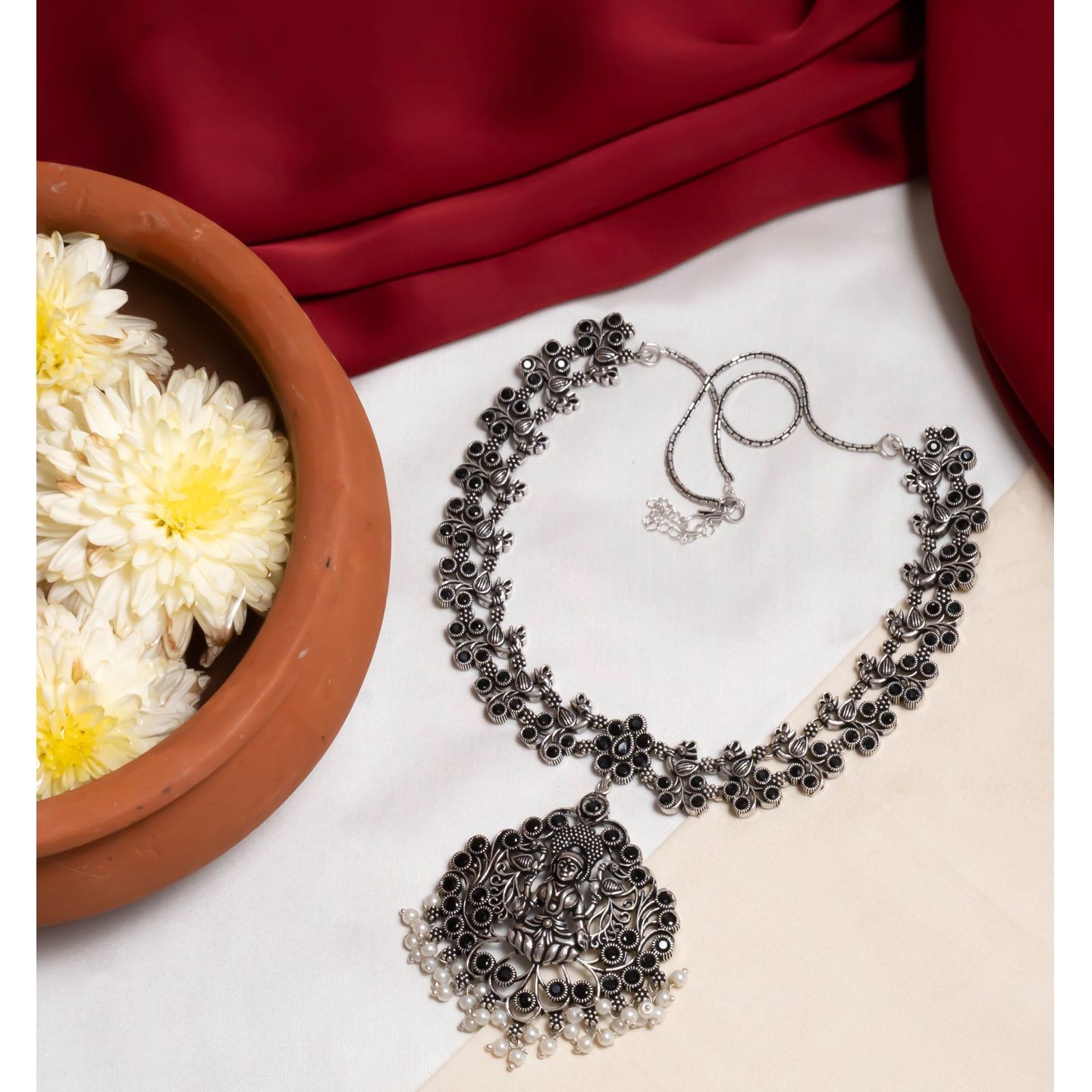 Black Stone Peacock Lakshmi Long Hara Set