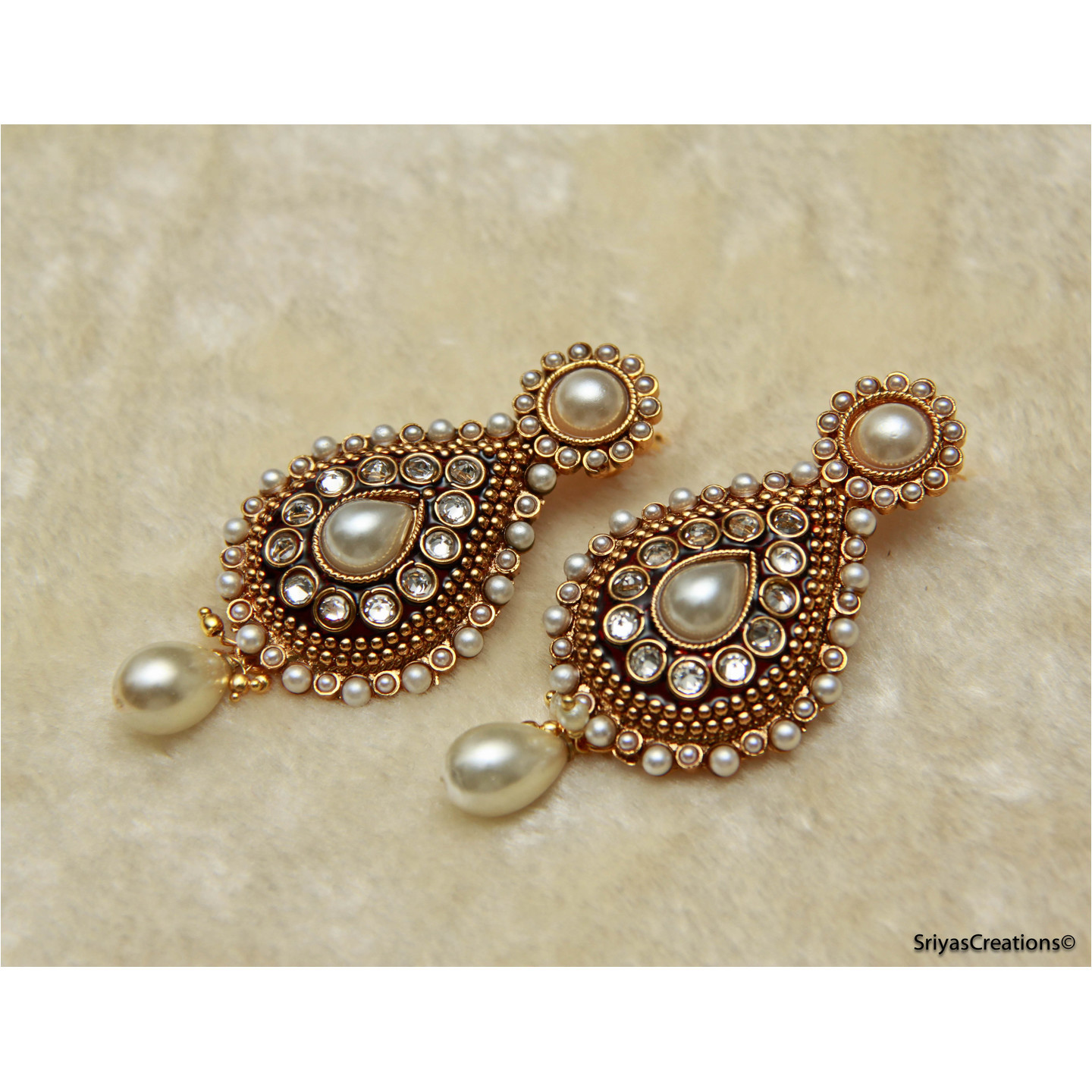 Pearl Round & Drop Dangler