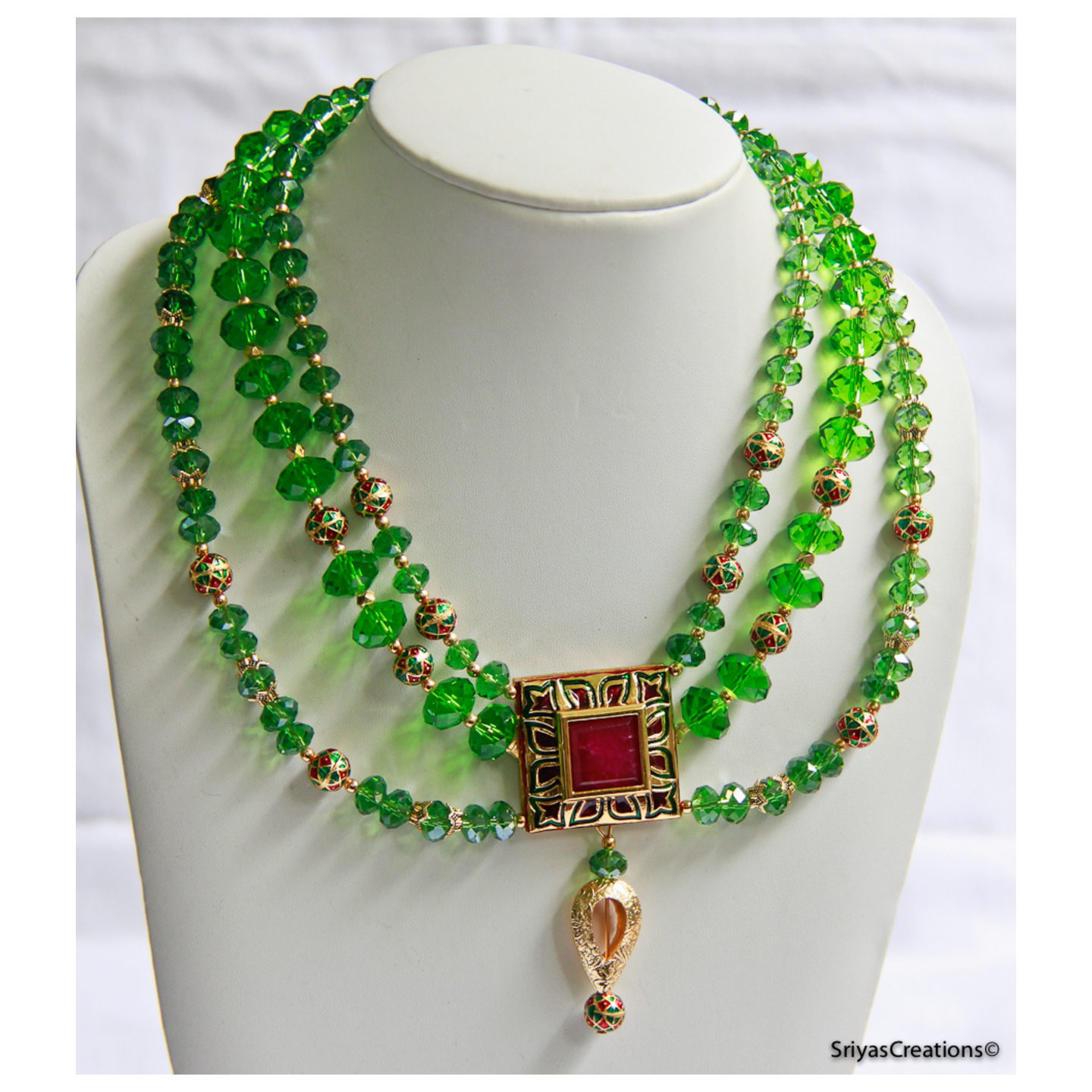 Green Layered Pendant Necklace Set
