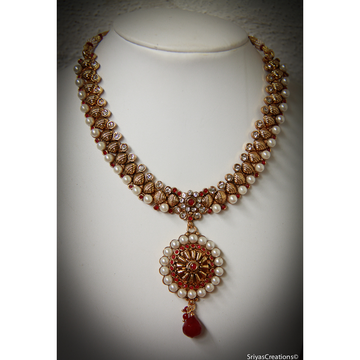 Red Round Necklace