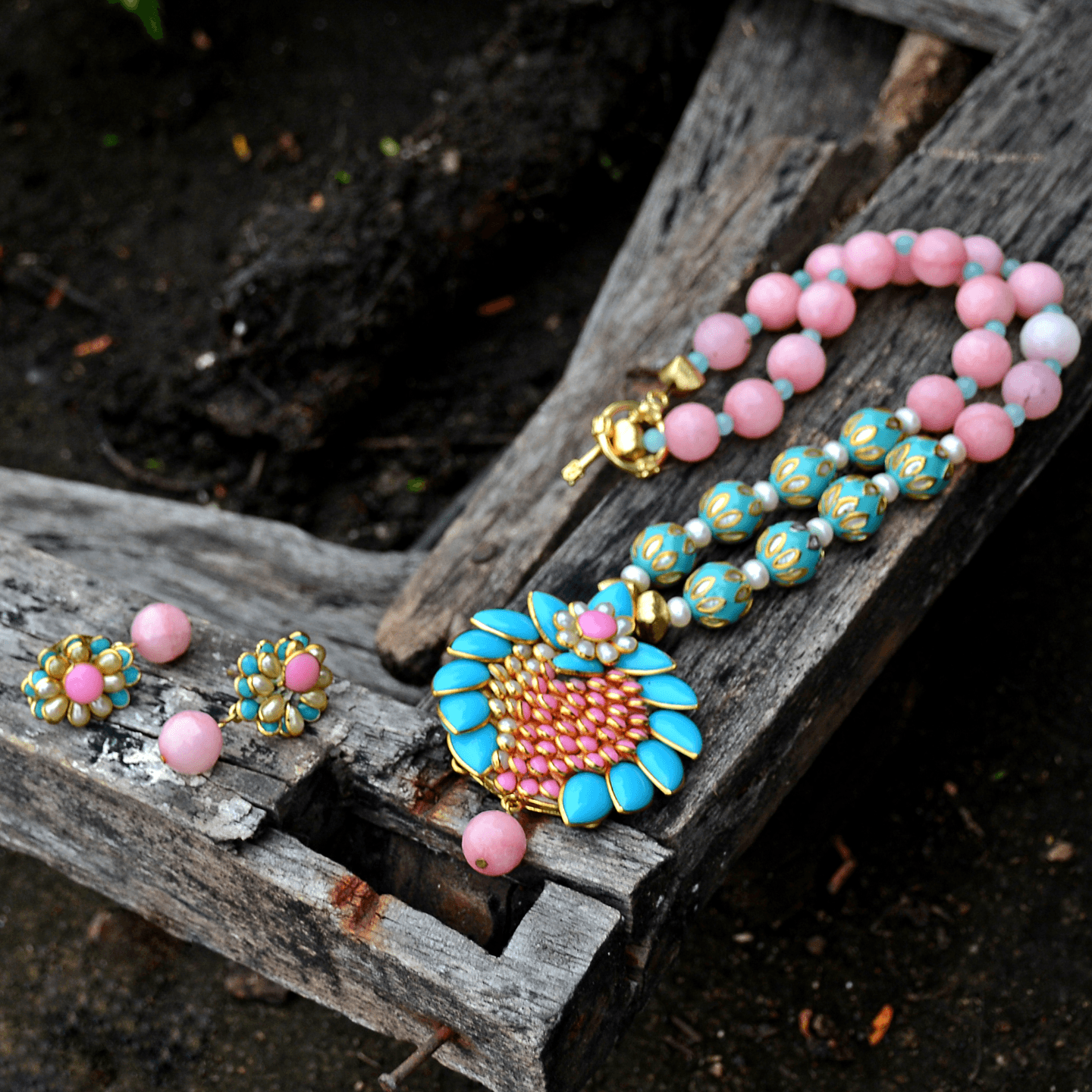 Sky Blue Pink Floral Pachi Handmade Necklace Set