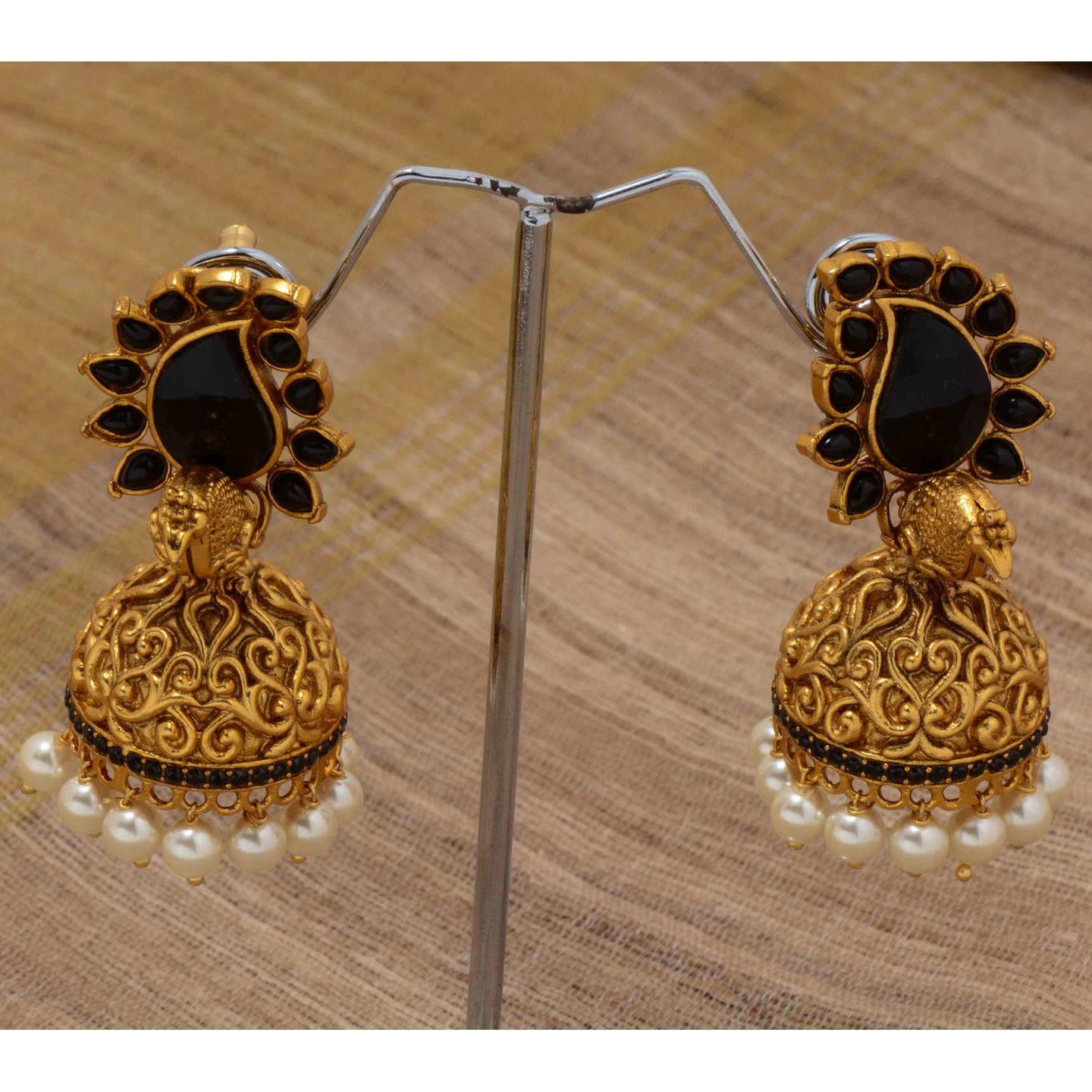 Black Paisely Peacock Jumka