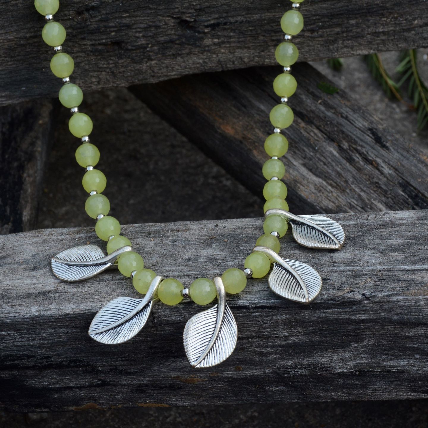 Green Leaf Silver Tone Handmade Necklace'