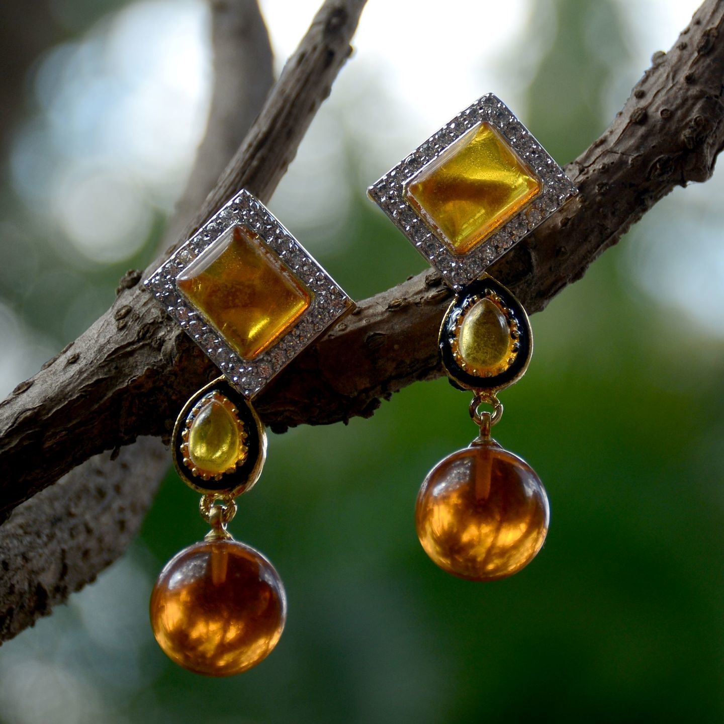 Honey Yellow Square AD Pearl Drop