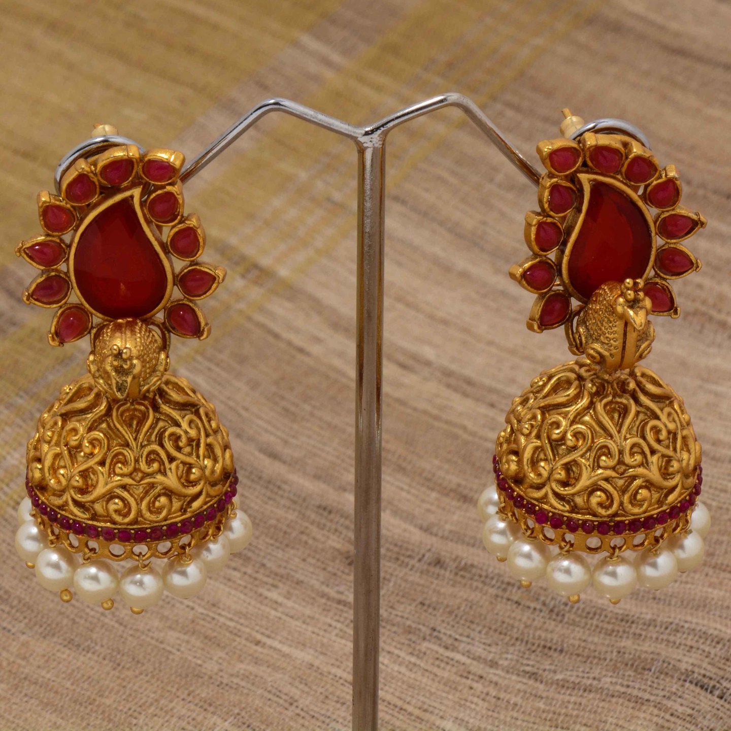 Red Paisely Peacock Jumka