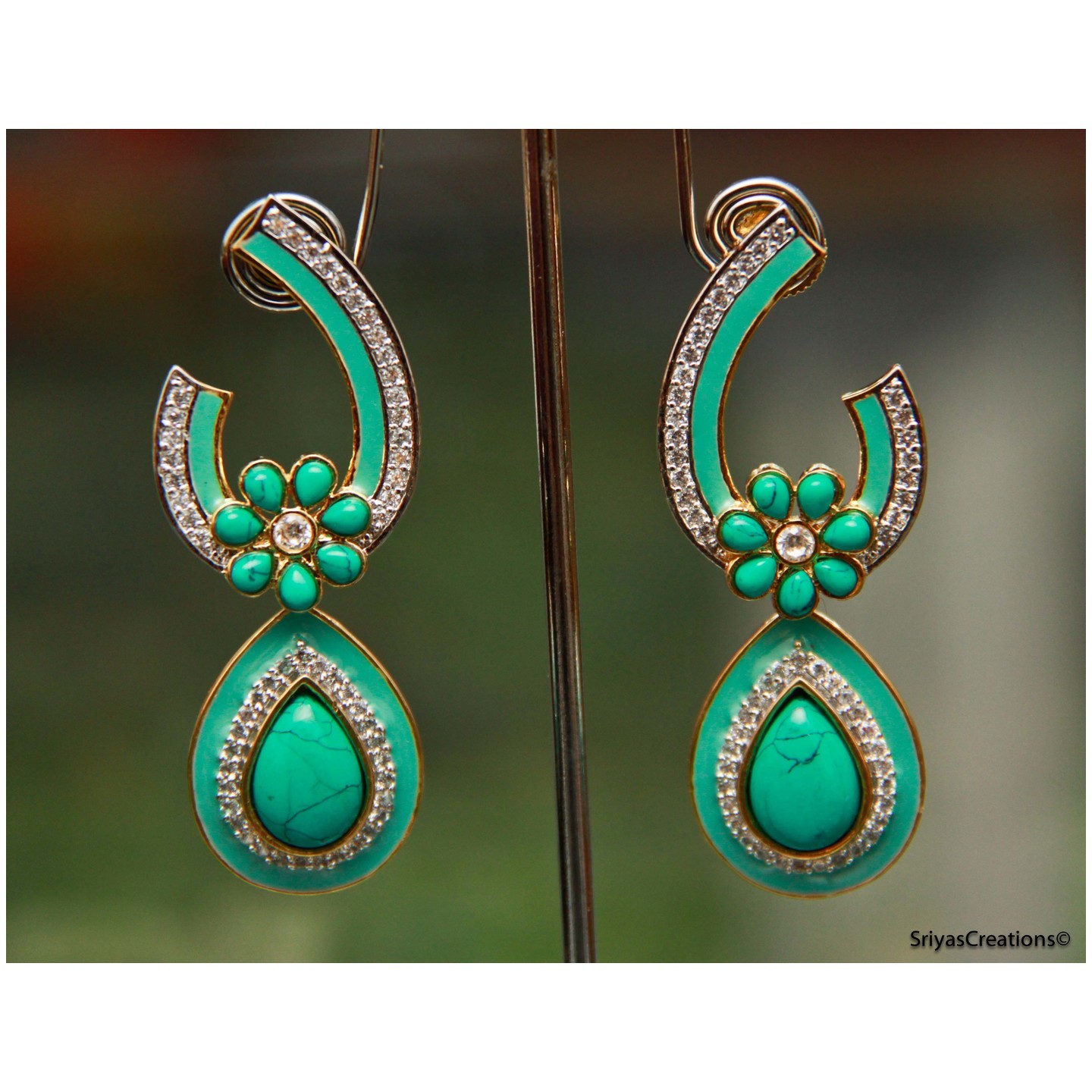 Turquoise Ad Floral Dangler