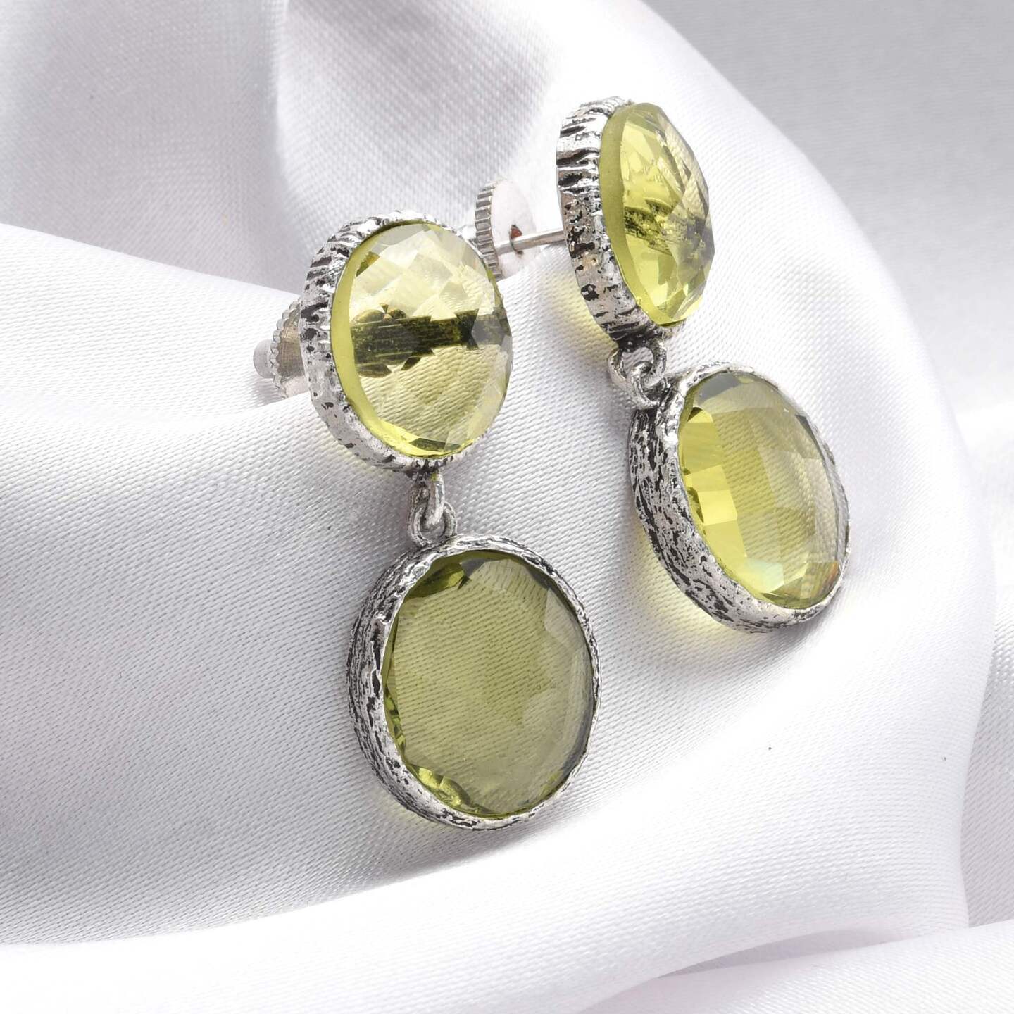 Light Yellow Round Danglers