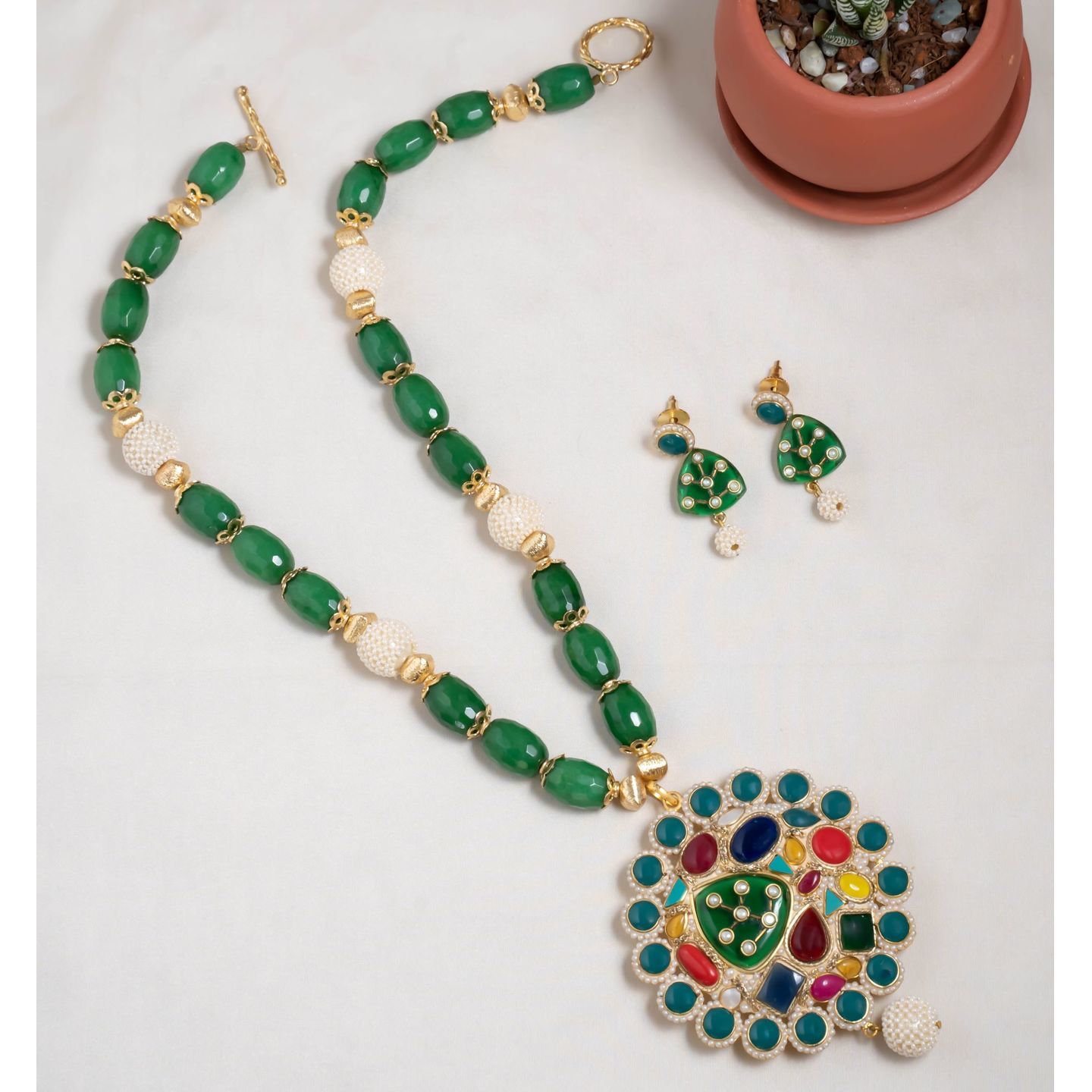 Navaratna Stone Embossed Green Agate Handmade Statement Necklace Set 