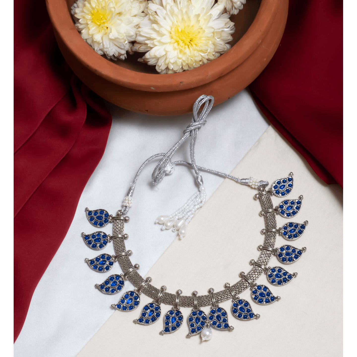 Blue Stone Studded Leaf Design Choker Necklace Set