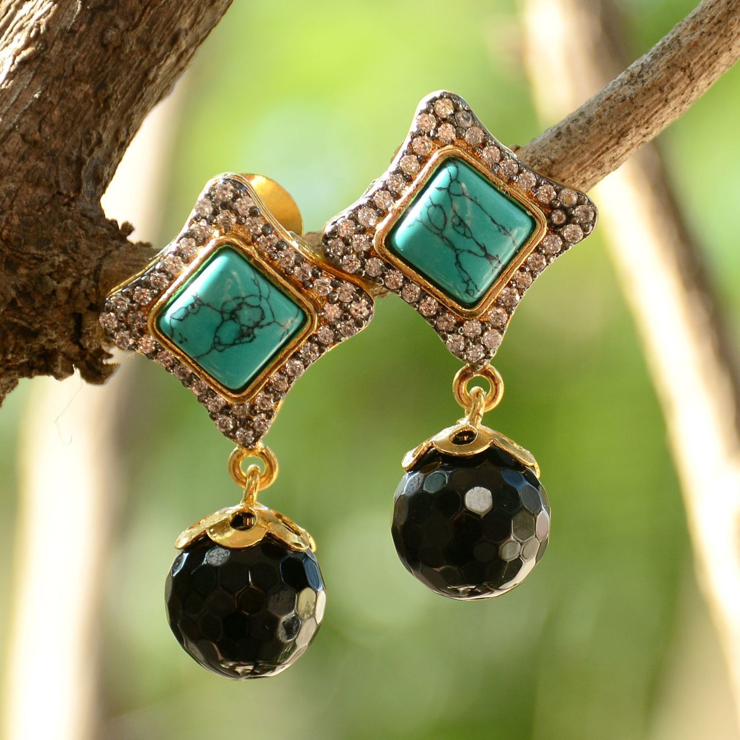 Turquoise Square AD Black Round Dangler