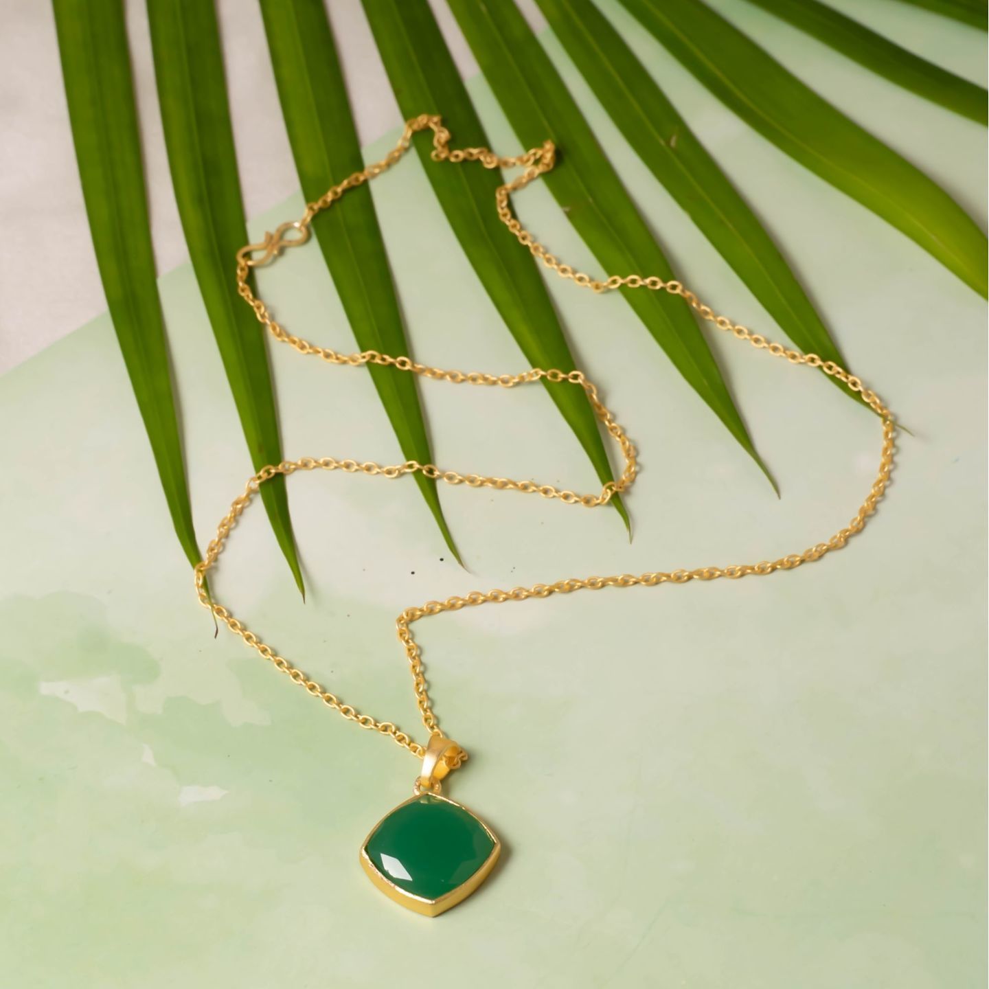 Green Rectangle Stone Pendant Necklace