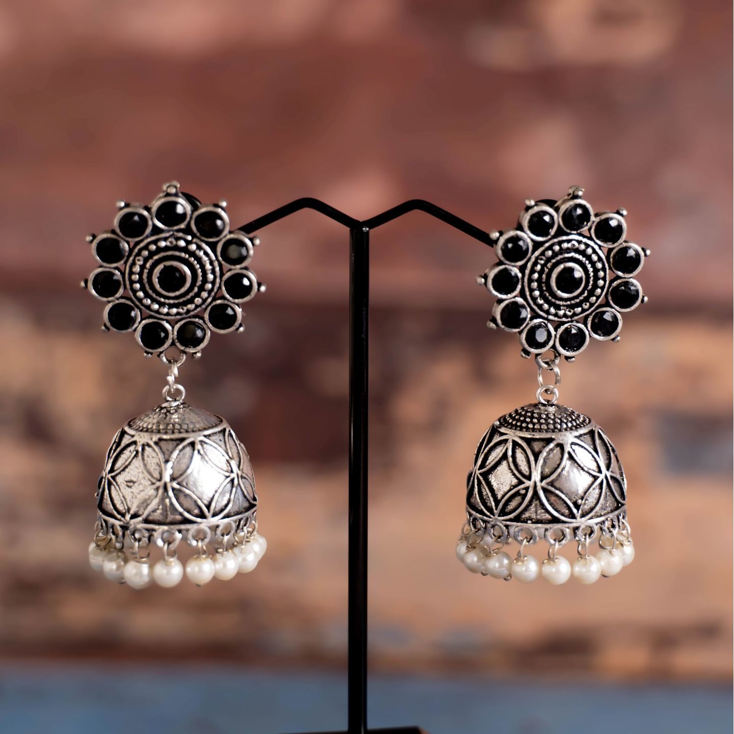 Black Stone Top Silver Jhumka