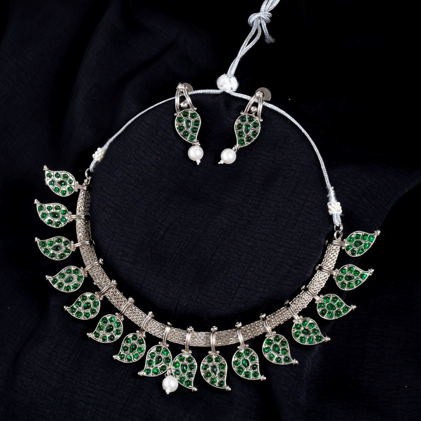 Green Stone Studded Leaf Design Choker Necklace Set