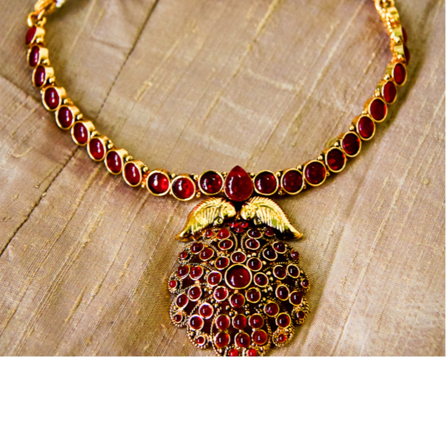 Kemp Traditional Classic Necklace Set