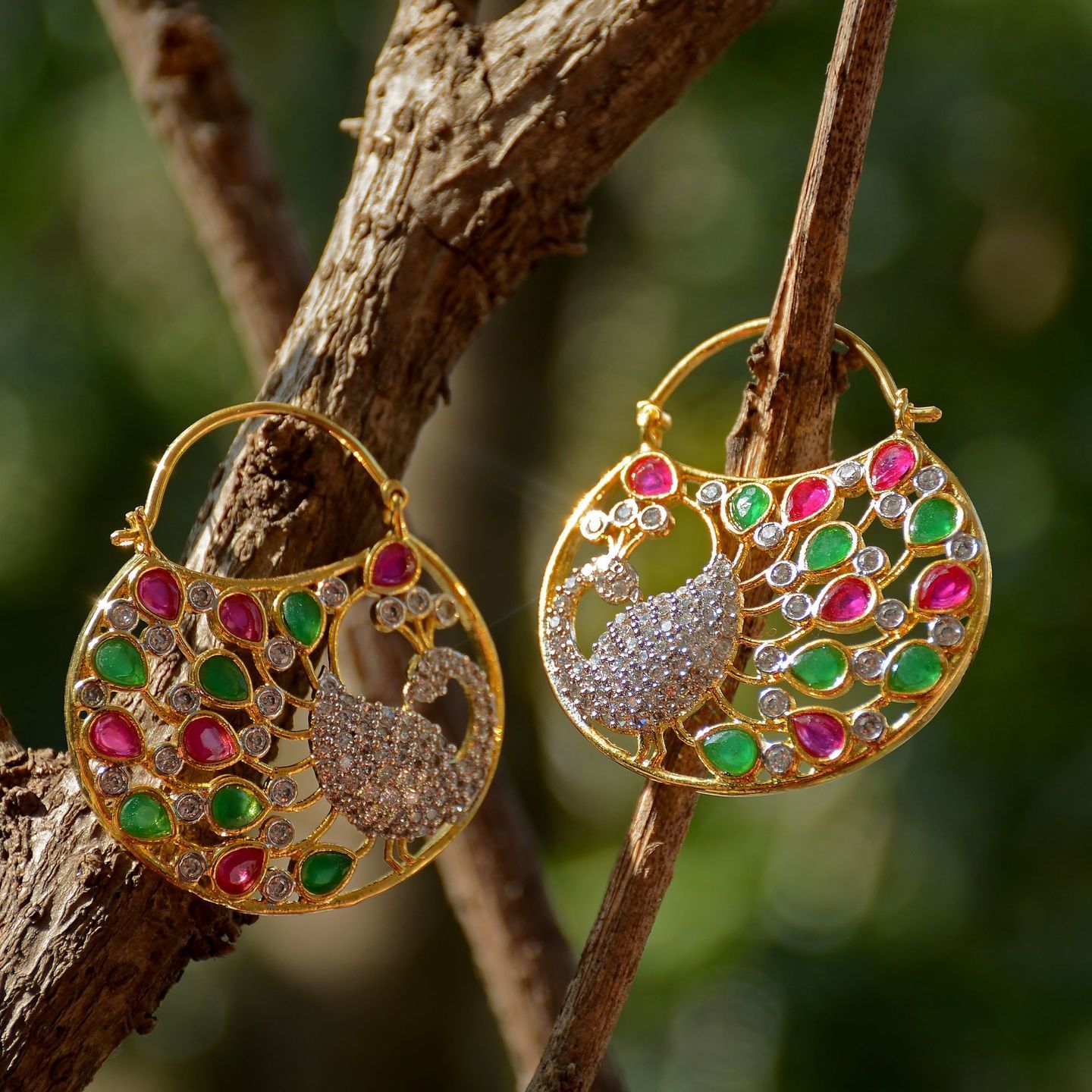 Green Red AD Peacock Hoop