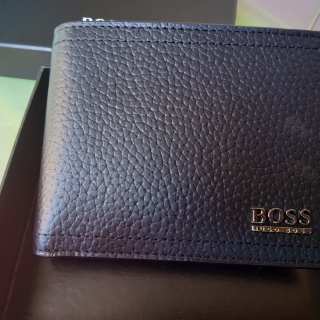 Hugo Boss, Manprio wallet