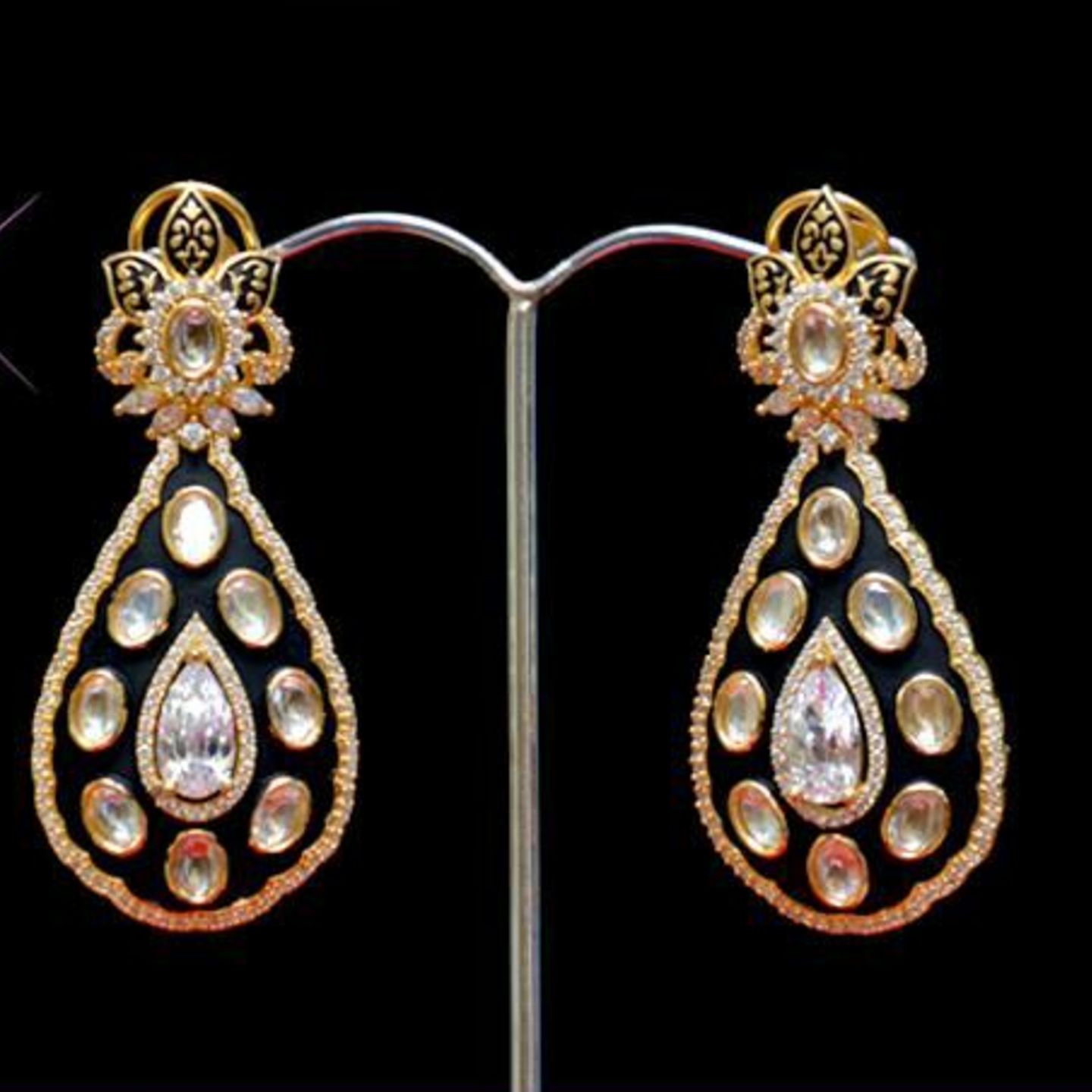 Earings CODE: ER- 690