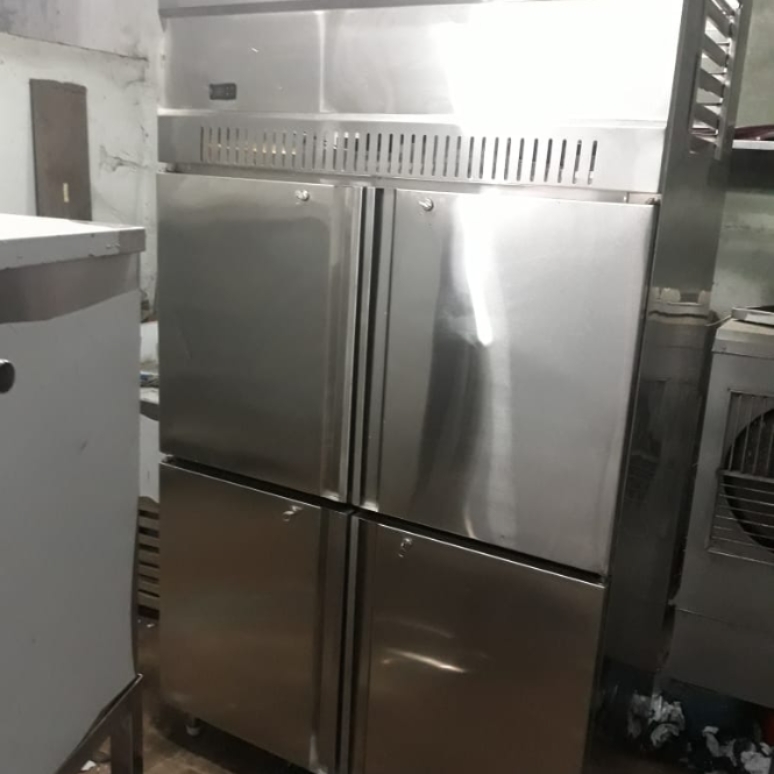 Four Door Vertical chiller cum Freezer