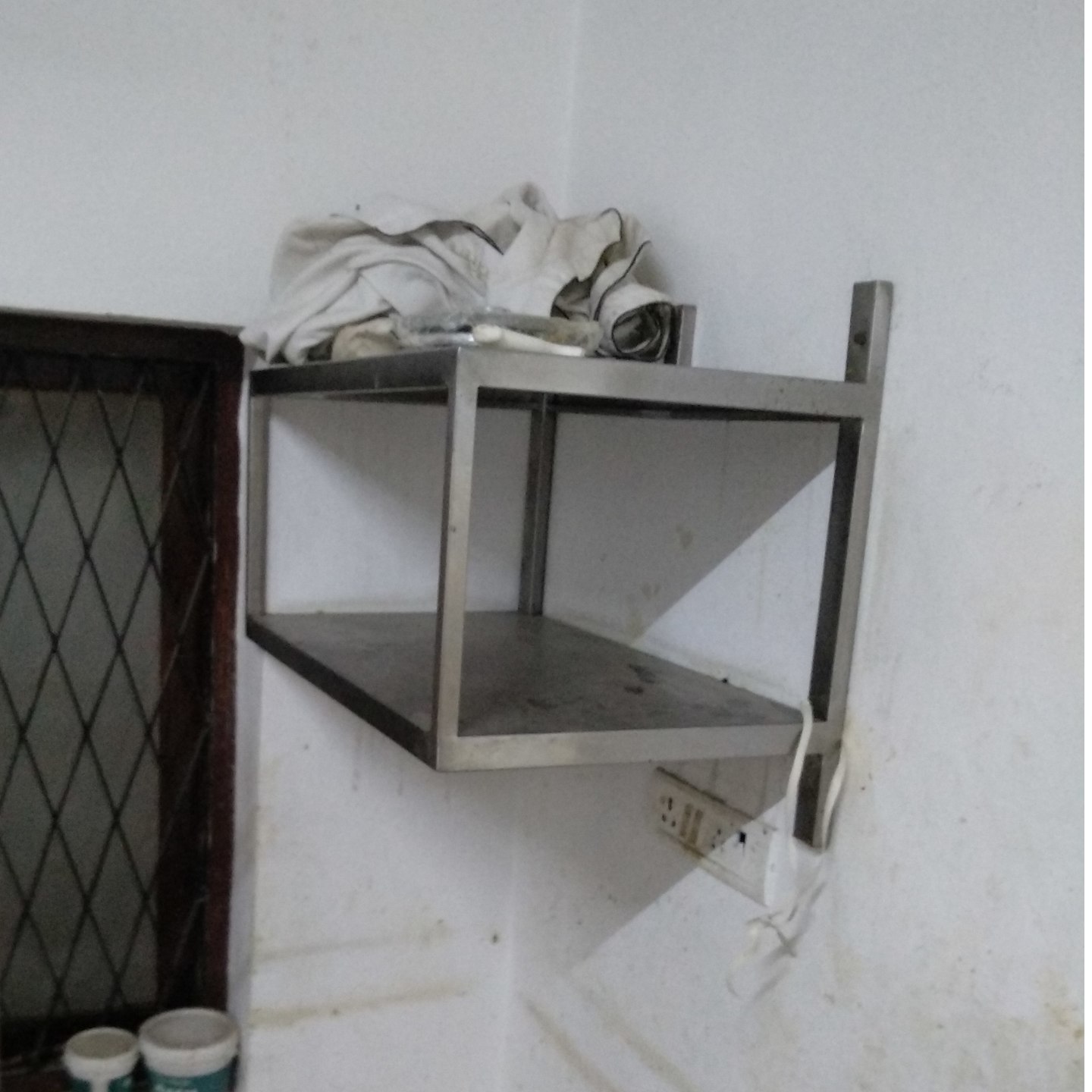 Wall Mounted Stainless Steel Rack