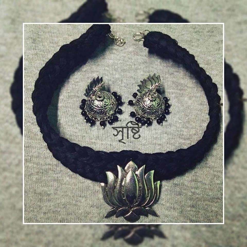 lotus Choker
