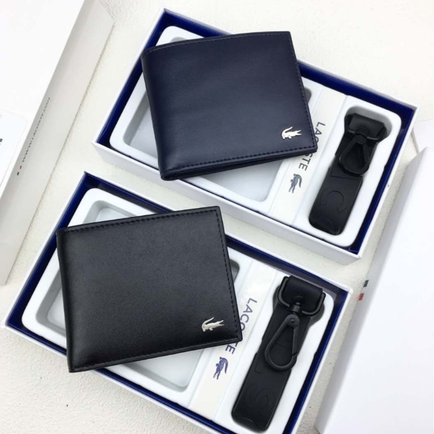 LACOSTE Wallet Keychain Two Piece Set