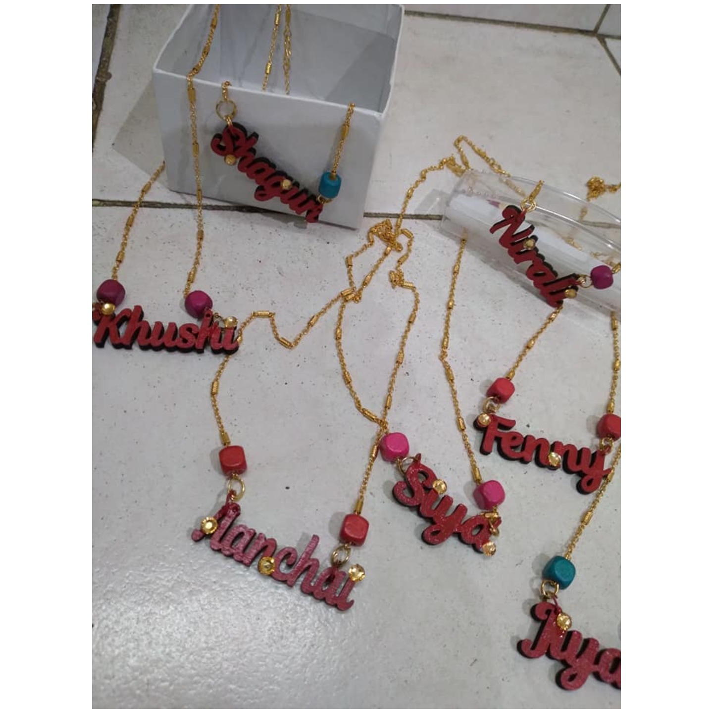Hand Painting chain 